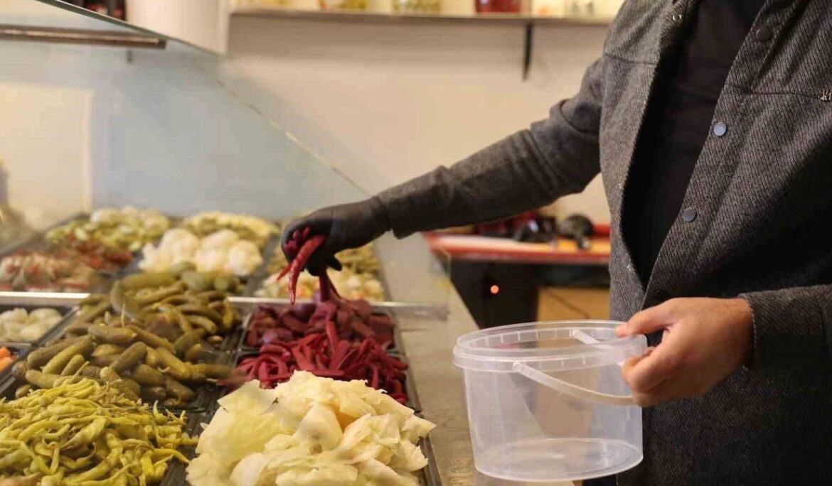 4 bin yıllık gelenek, kışın doğal antibiyotiği: Turşu