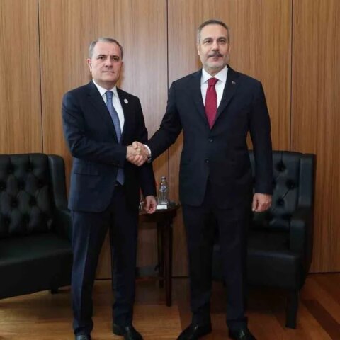 Bakan Fidan, Azerbaycanlı mevkidaşı Bayramov ile görüştü