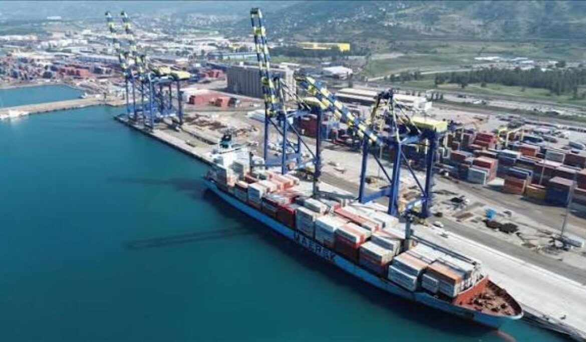 Deniz ticaretinde 9 ayda 412,1 milyon ton yük elleçlendi