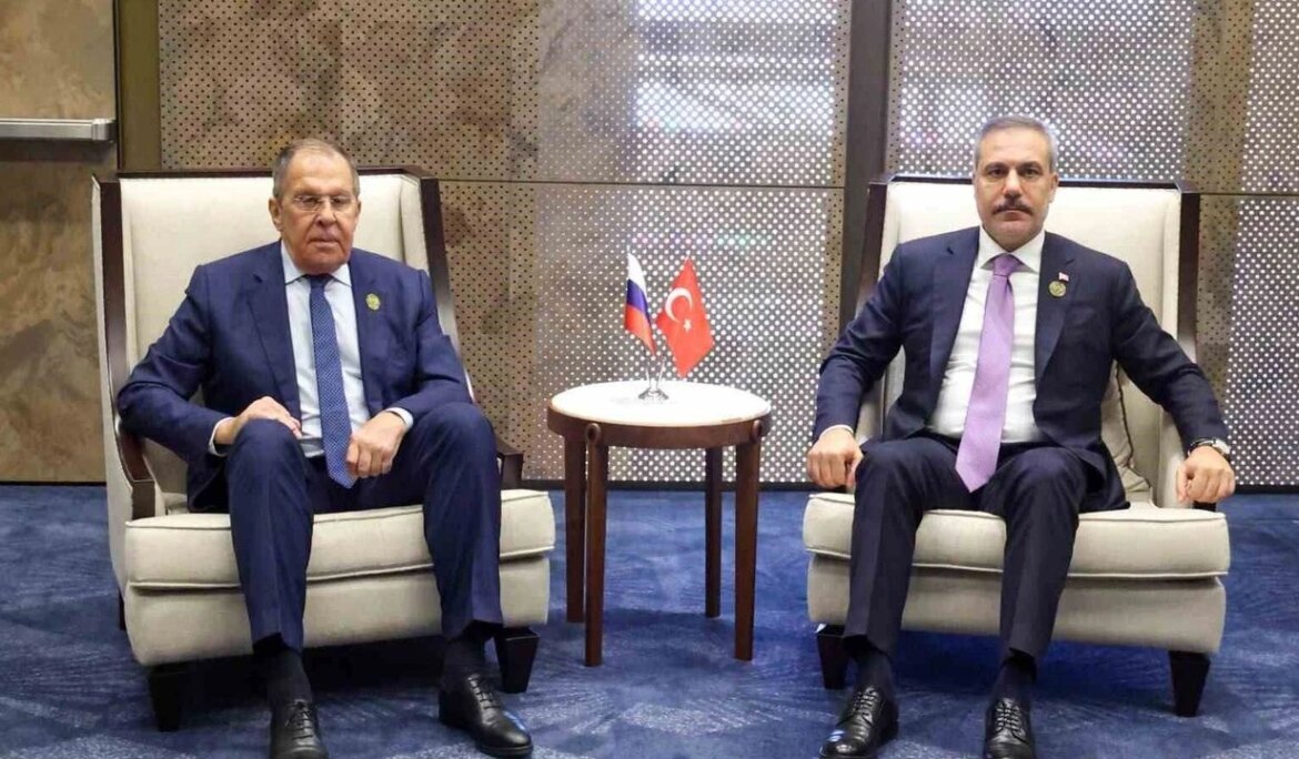 Dışişleri Bakanı Fidan, Rusya Dışişleri Bakanı Lavrov ile görüştü