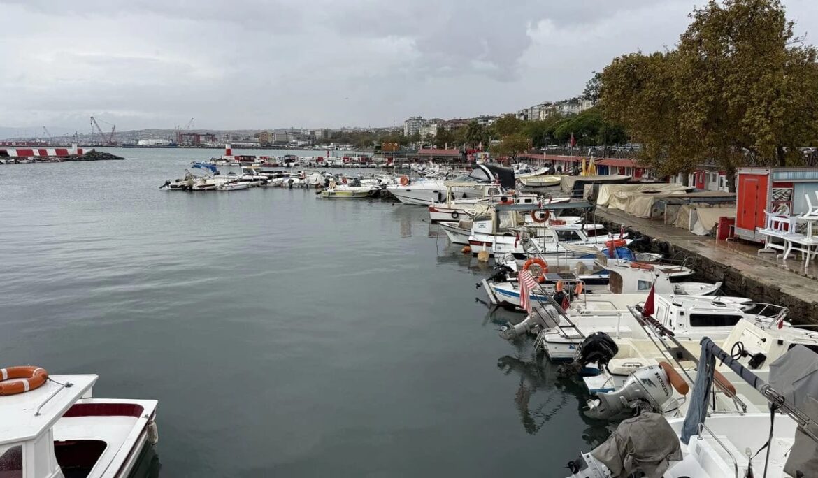 Tekirdağlı balıkçıların ‘zorunlu paydosu’ sürüyor