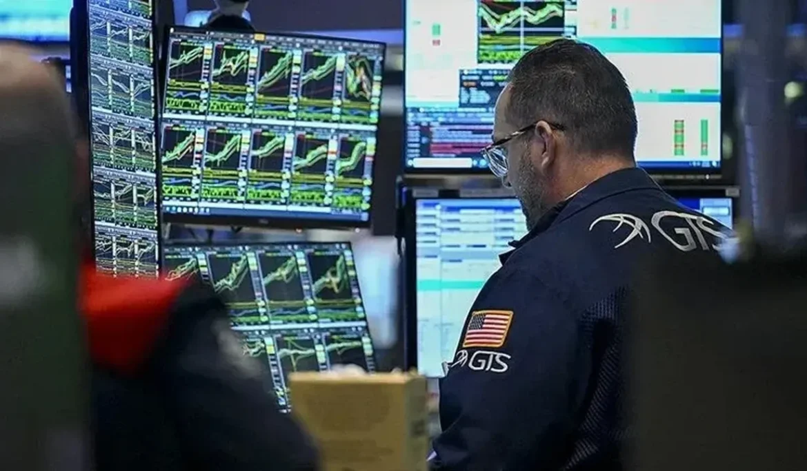 Wall Street Tepetaklak: New York Borsası Güne Şokla Başladı