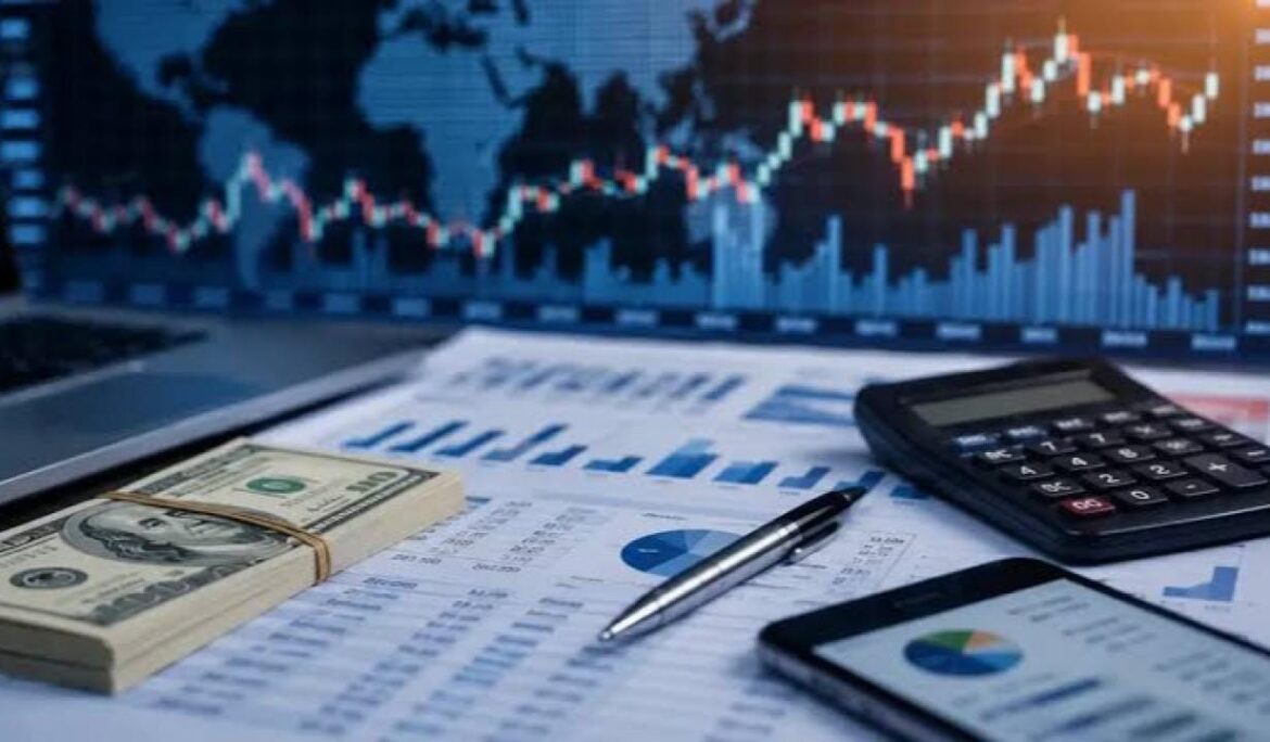 Yatırımcı rehberi: Piyasalarda risk büyüyor, rota kritik
